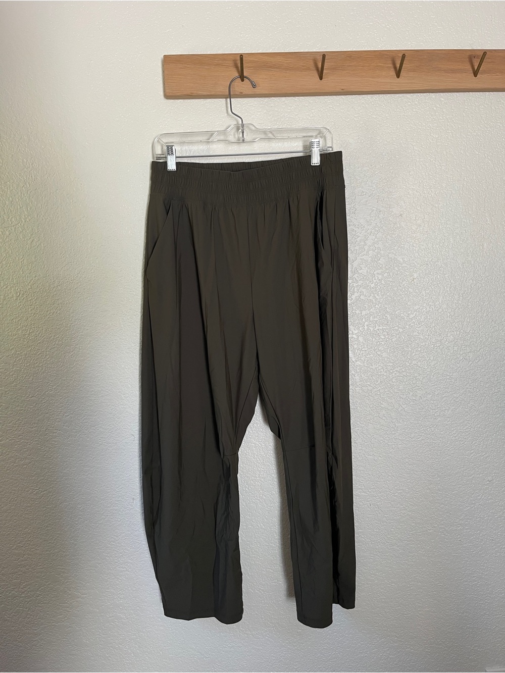 Old Navy High-Waisted SleekTech Barrel Ankle Pants, dark olive